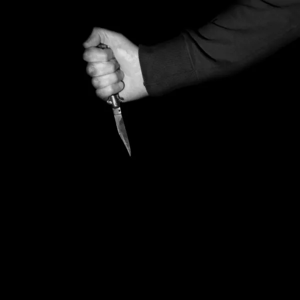 Katil stiletto sustalı bıçak — Stok fotoğraf
