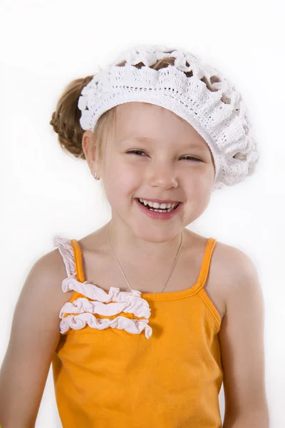 Весела маленька дівчинка посміхається . — стокове фото