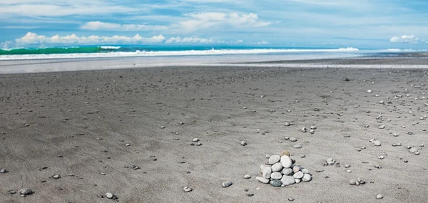 화산 모래 해변 — 스톡 사진