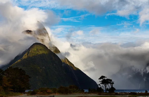 Milford sound, Nowa Zelandia — Zdjęcie stockowe