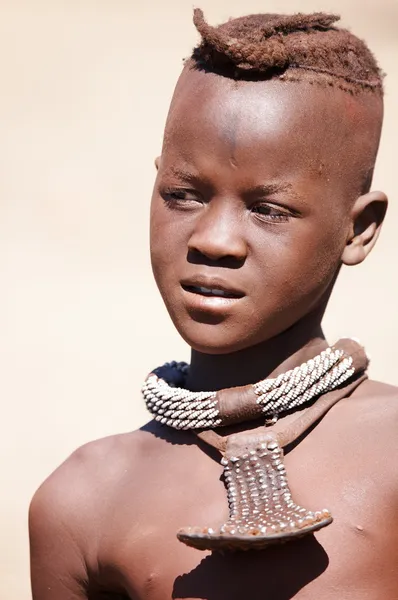Мальчик Химба в Намибии — стоковое фото