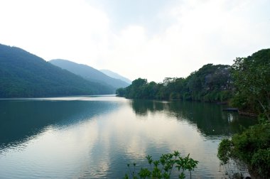 lake fewa, pokhara, nepal