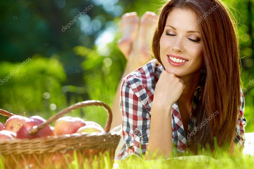 Summer woman Stock Photo by ©zoomteam 10993163
