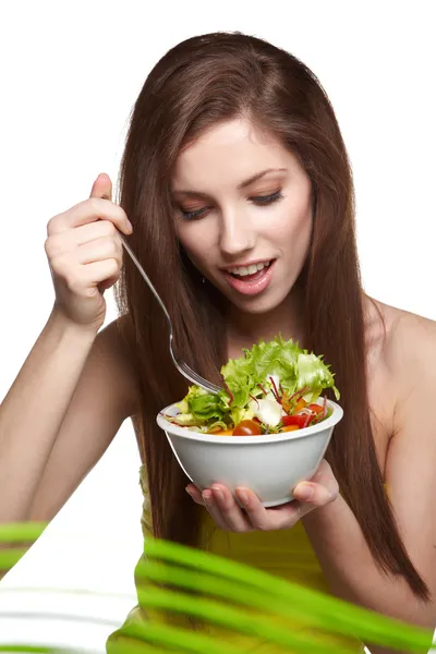 Gelukkig gezond vrouw met salade — Stockfoto