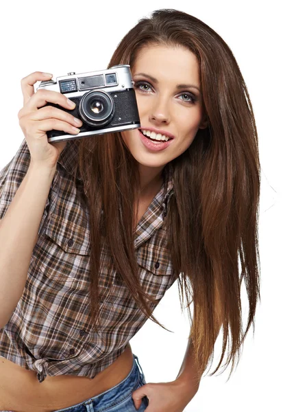 Chica fotógrafa está esperando la toma — Foto de Stock