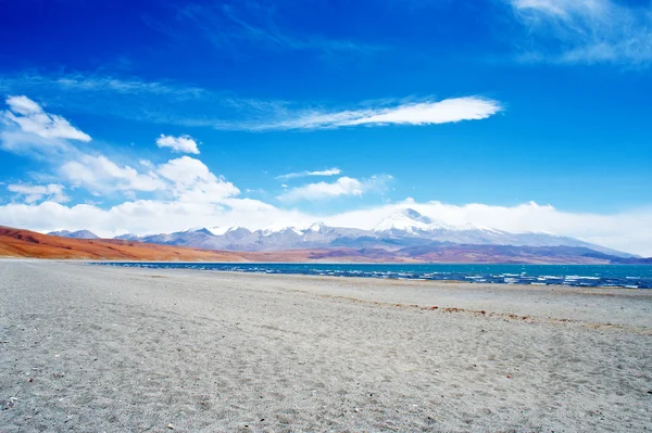 Das Rakshas-Tal des Sees, die tibetische Landschaft — Stockfoto