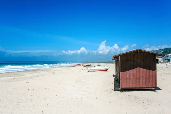 Bela vista na praia e no oceano — Fotografia de Stock