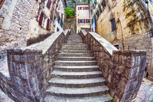 Σκάλες στην παλιά πόλη — Φωτογραφία Αρχείου