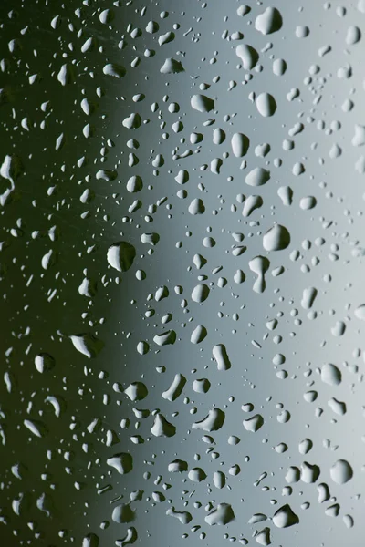 Вода падає на віконне скло — стокове фото