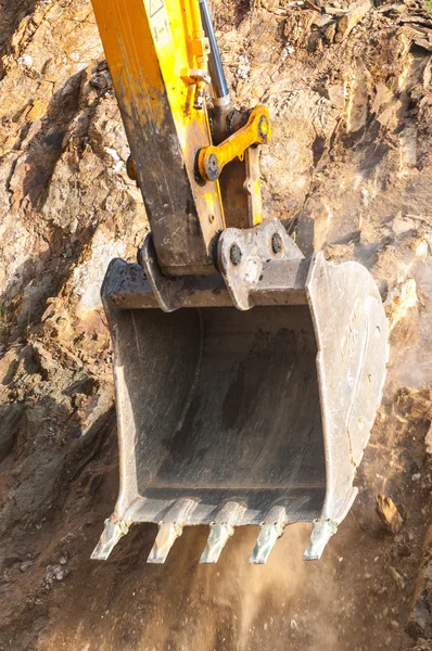 Excavator bucket closeup .Excavation — Stock Photo, Image