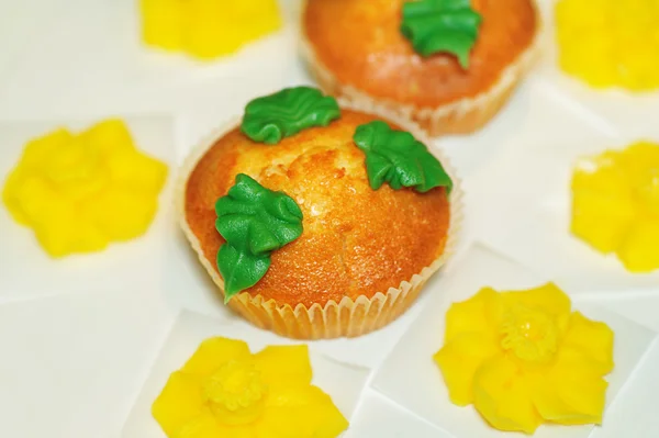 Grönskande muffins — Stockfoto