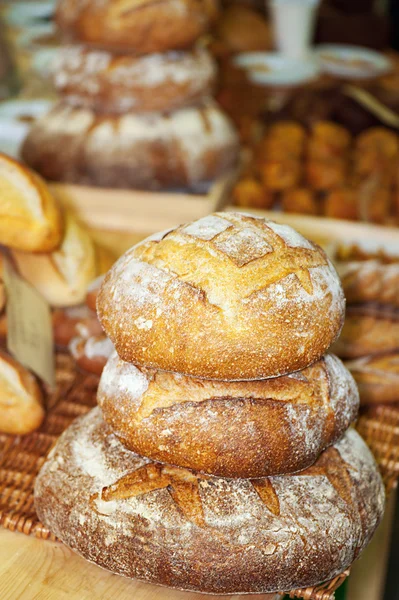 Segale di pane appena sfornato — Foto Stock