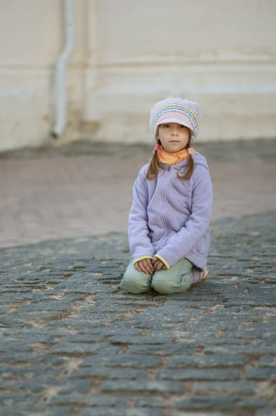 Poor unhappy girl-preschooler — Stock Photo, Image