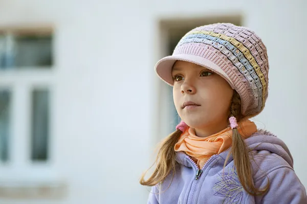 Serious attentive girl-preschooler — Stock Photo, Image