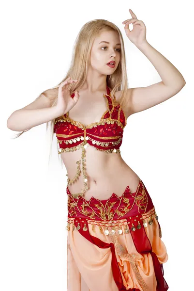 美丽年轻的金发女郎，阿拉伯舞蹈白上 — 图库照片