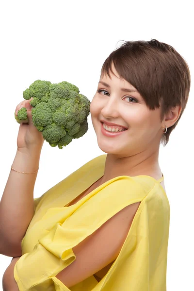 Portrét krásné usmívající se žena s brokolicí — Stock fotografie
