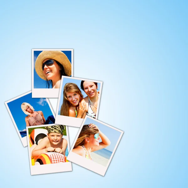 Polaroid fotos de vacaciones descansando sobre azul — Foto de Stock