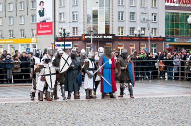 tarihi yeniden yapılanma