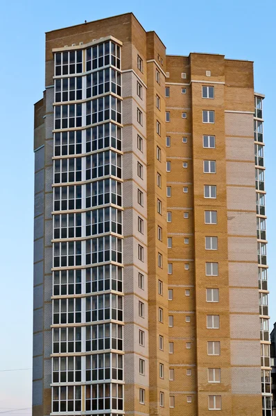 Современное высотное здание — стоковое фото