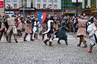 tarihi yeniden yapılanma