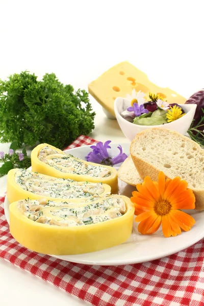 Rollo de queso —  Fotos de Stock