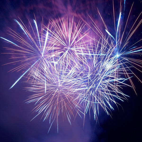 Красочные фейерверки
