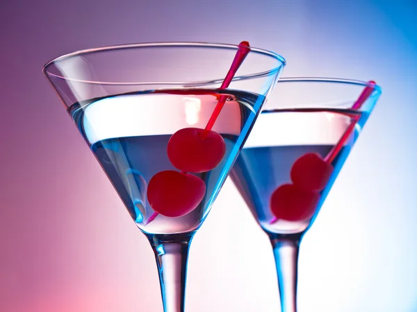 Two martinis — Stock Photo, Image