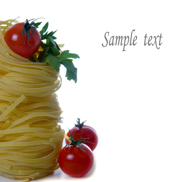 Pasta and fresh tomatos — Stock Photo, Image