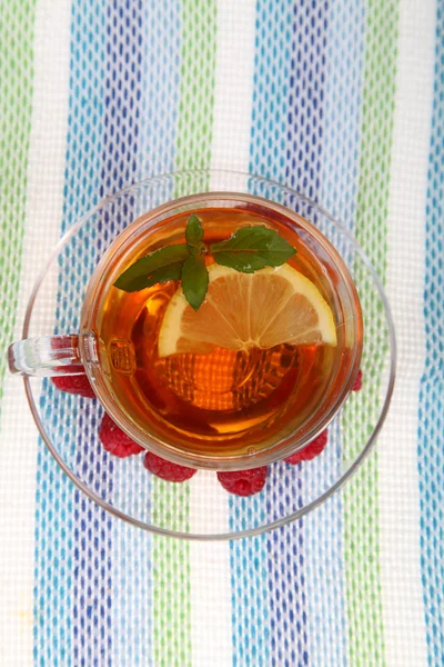 Tea with raspberries and mint — Stock Photo, Image