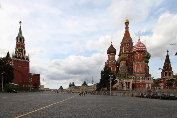 Moscou Kremlin e St. Catedral de Basílio — Fotografia de Stock