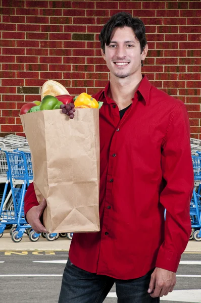 Adam bakkal alışveriş — Stok fotoğraf