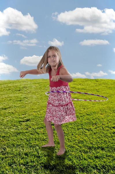 Dívka s hula hoop — Stock fotografie