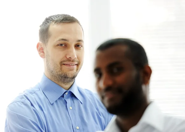 African American and Caucasian business man together — Stock Photo, Image