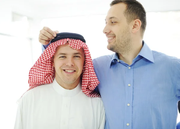 Arabic and caucasian european men together — Stock Photo, Image