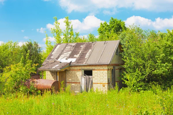 放棄された小屋 — ストック写真