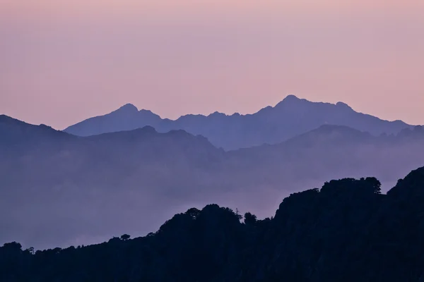 Montañas paisaje, puesta de sol —  Fotos de Stock