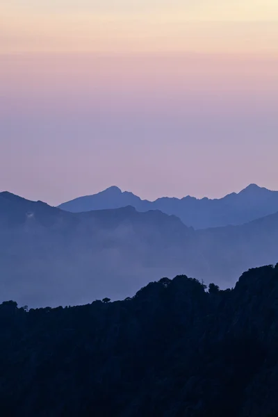 Dağlar manzara, gün batımı — Stok fotoğraf