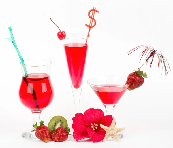 Tasty alcohol cocktail with strawberry — Stock Photo, Image