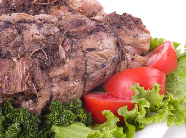 Heerlijke koude gekookte varkensvlees met groenten — Stockfoto