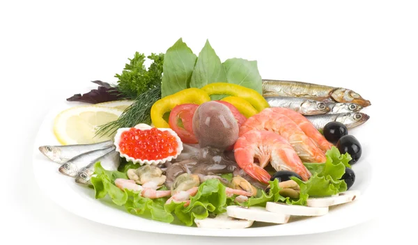 Raw cocktail of seafood with vegetables — Stock Photo, Image