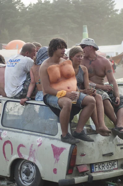 Kostrzyn, Polska - 01 sierpnia: przystane przystanku Woodstock. — Zdjęcie stockowe