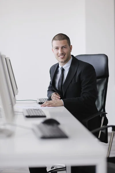 Handsome young business man — Stock Photo, Image