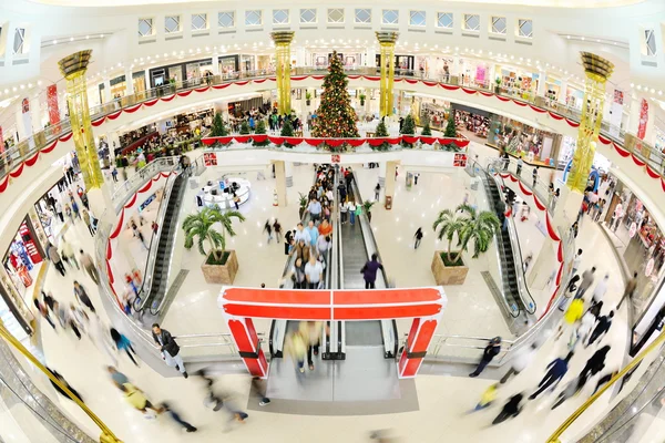 Interior de un centro comercial — Foto de Stock