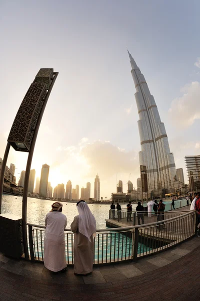 Dubai burj khalifa gratte-ciel — Photo