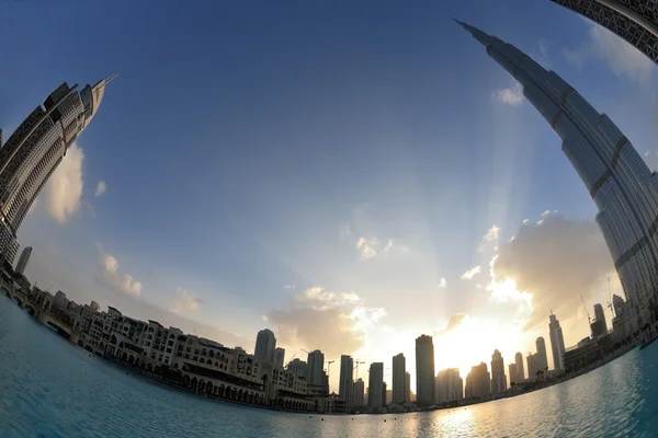 Небоскрёб Дубая Бурдж-халифа — стоковое фото