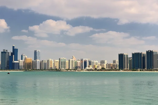 Paysage urbain d'Abu Dhabi — Photo