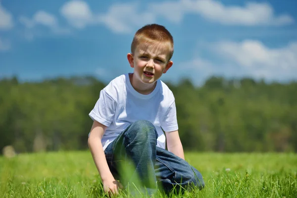 Happy child have fun in nature — Stock Photo, Image