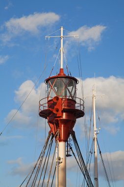 yüzen deniz feneri