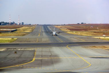 Airport runway clipart