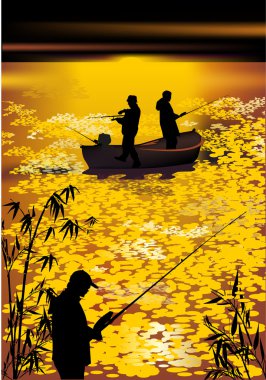 Altın gün batımında balıkçılar silhouettes